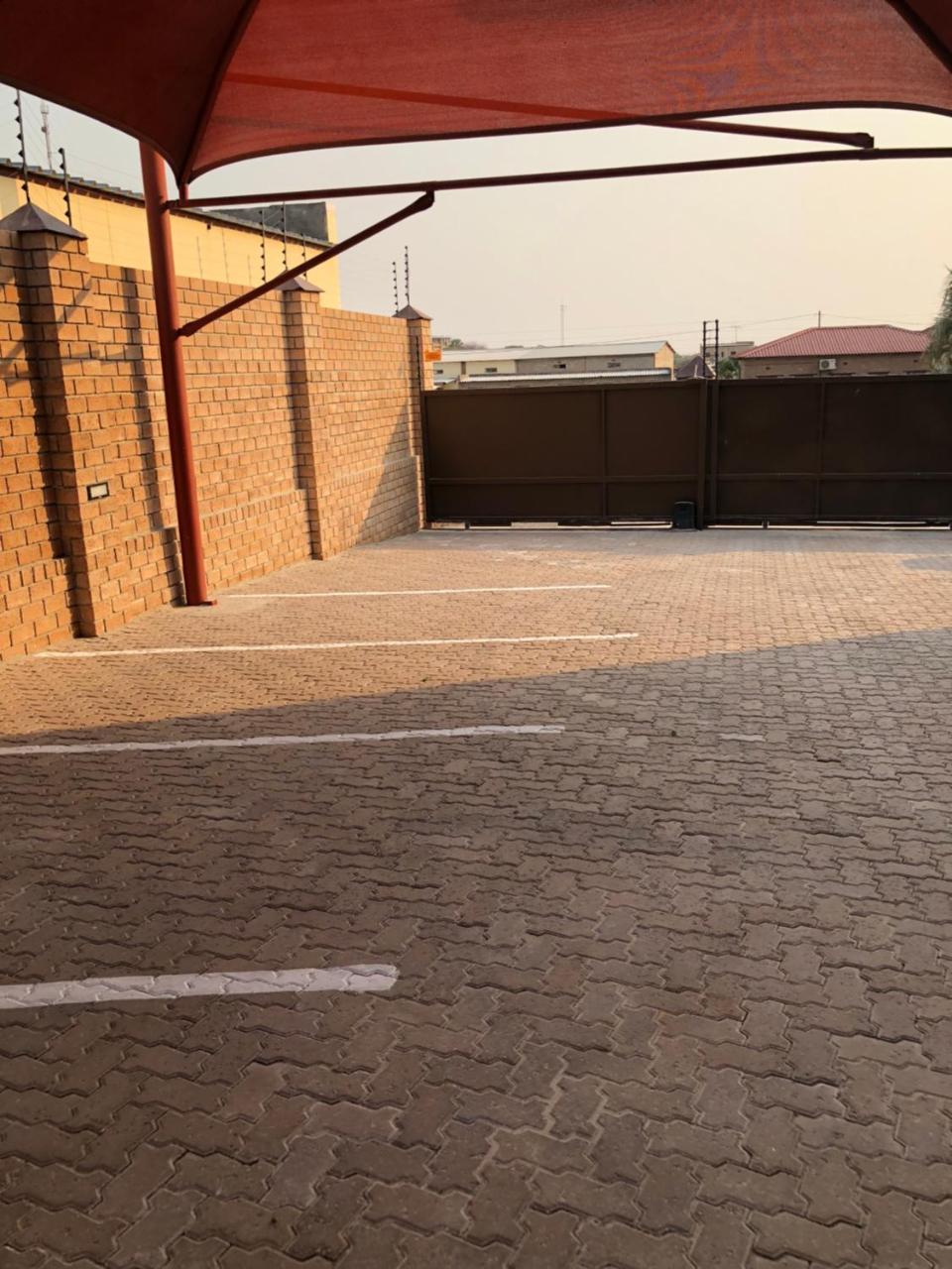 Road House Guest House Omuthiya Exterior photo